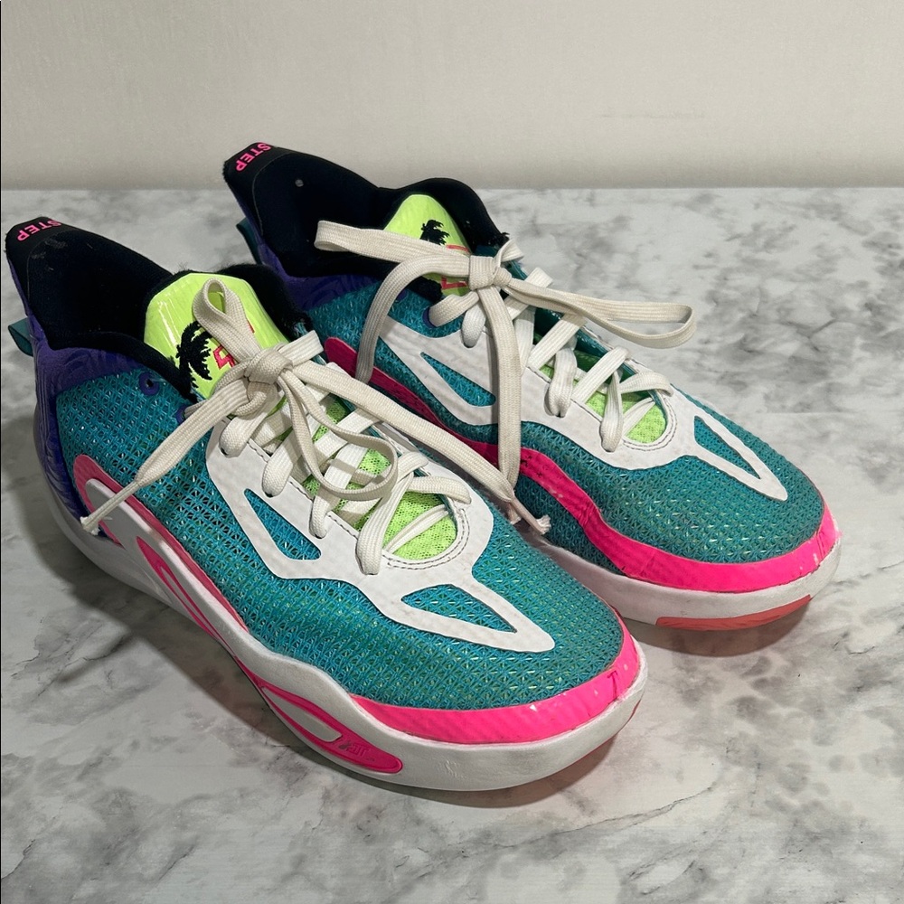 NIKE JORDAN GS DEUSE ATHLETIC SNEAKERS MULTI Sz 4.5 Y
